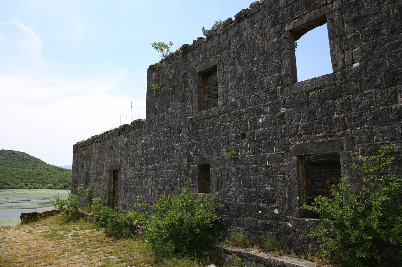 Villa Skadar Lake Karuc Exterior photo